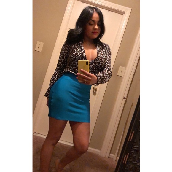 Mini Skirt 💙💕 - Picture 1 of 8